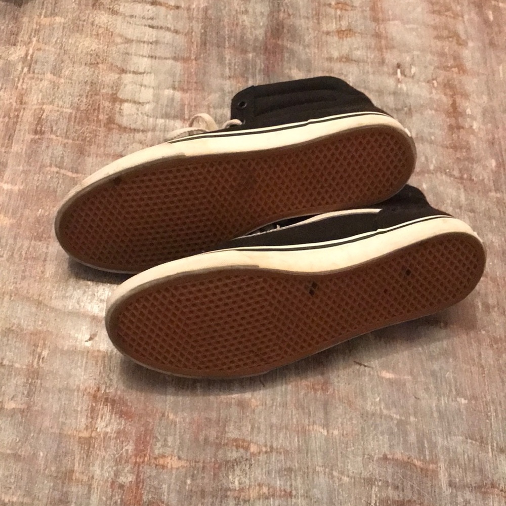 Vans - Picture 4 of 4